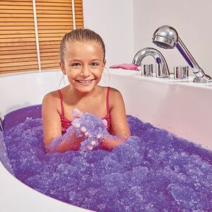Squishy Baff Powder from Spin Master in Purple Goo Bathtime Fun/Outdoor Activity
